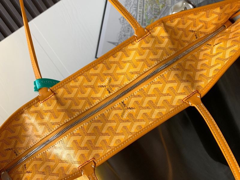 Goyard Shopping Bags